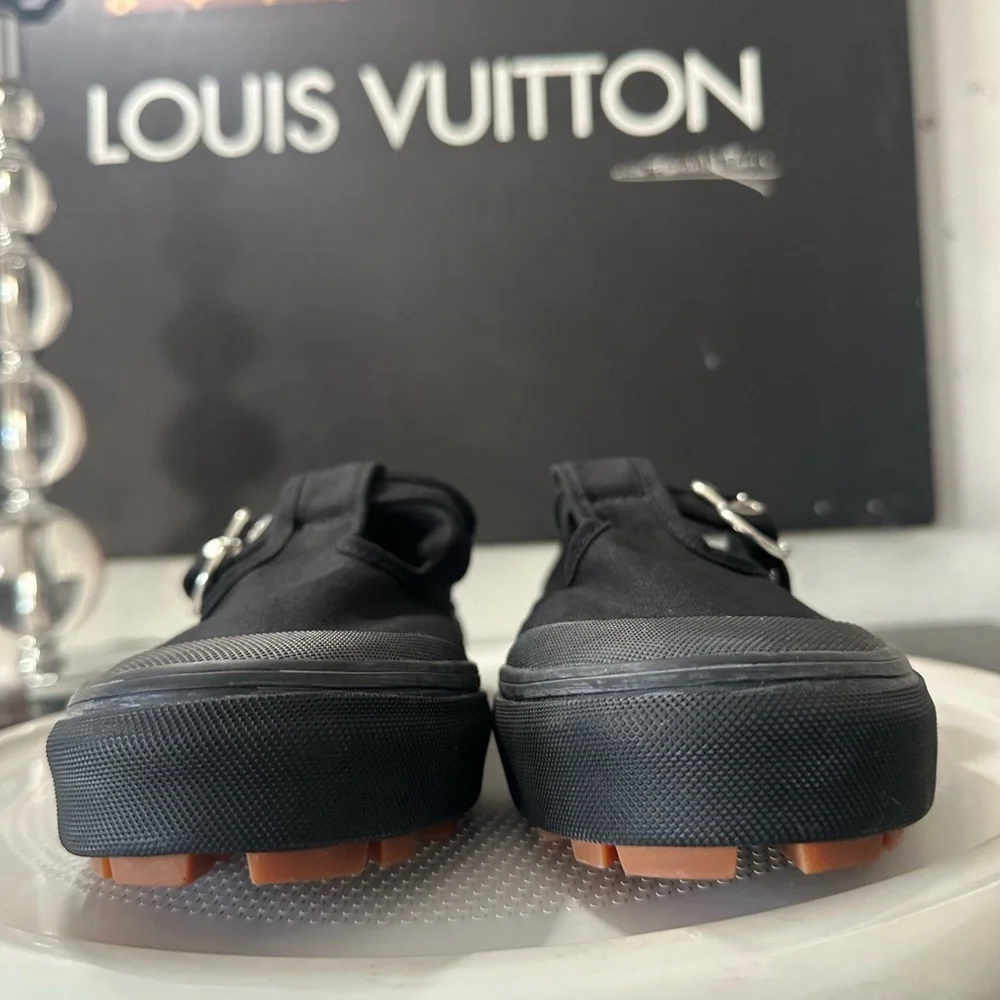 🆕Vans Canvas Heart Buckle Mary Janes - Picture 4 of 14